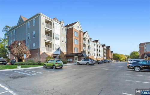 259 Cory Ln, Elmwood Park, NJ, 07407-3230 | Card Image