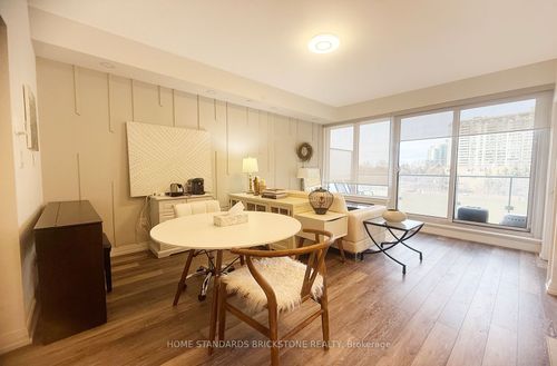 615-75 Canterbury Pl, North York, ON, M2N0L2 | Card Image