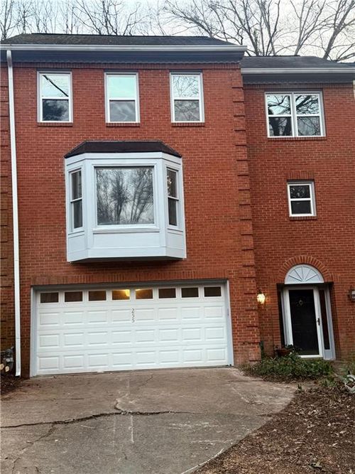255 Dunwoody Creek Cir, Atlanta, GA, 30350-2907 | Card Image