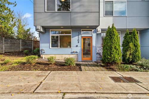 a-5936 36th Ave S, Seattle, WA, 98118-2606 | Card Image