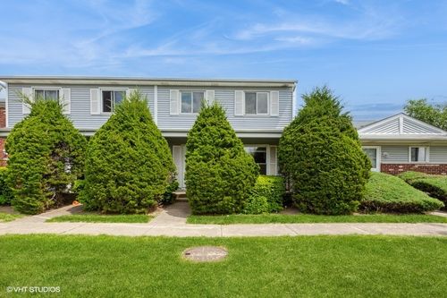 412 Greentree Ln, Bolingbrook, IL, 60440-2905 | Card Image