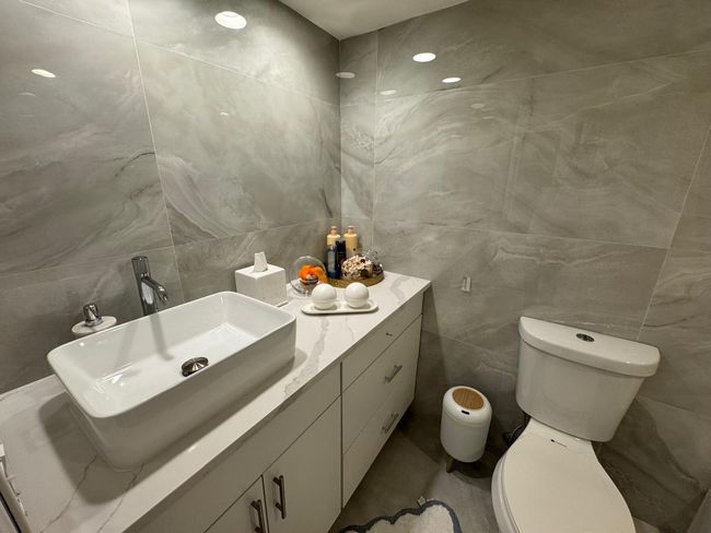 APT-907 - 3499 Oaks Way, Condo with 2 bedrooms, 2 bathrooms and null parking in Pompano Beach FL | Image 30