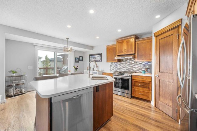 4 Tuscany Ravine View Nw, Home with 4 bedrooms, 3 bathrooms and 4 parking in Calgary AB | Image 11