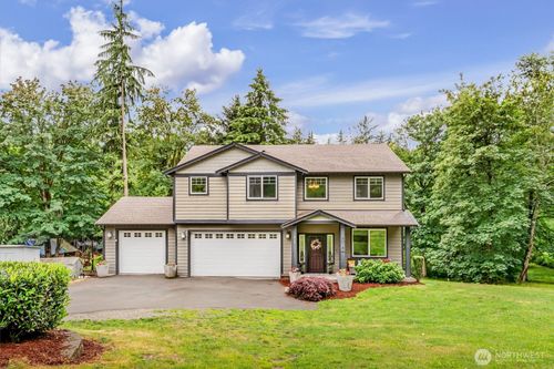 810 90th St Nw, Tulalip, WA, 98271-6997 | Card Image