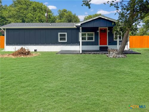 215 E Valley Rd, Harker Heights, TX, 76548-2444 | Card Image