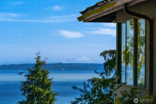10634 Sw Cowan Rd, Vashon, WA, 98070-3054 | Card Image