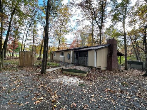 1132 Petersburg Rd, BOILING SPRINGS, PA, 17007-9509 | Card Image