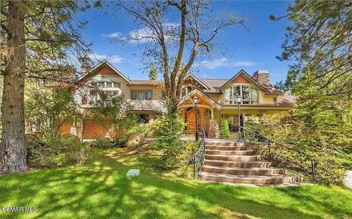 32310 Hummingbird Ln, Running Springs, CA, 92382 | Card Image