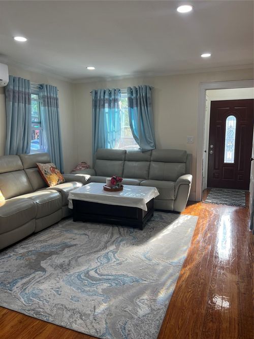 11608 196th St, Saint Albans, NY, 11412-3134 | Card Image