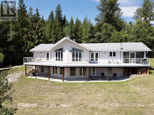 284 Gunter-Ellison Rd, Enderby, BC, V4Y4L9 | Card Image