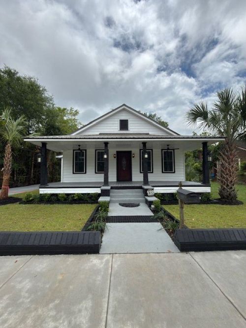 118 Dozier St., Georgetown, SC, 29440 | Card Image