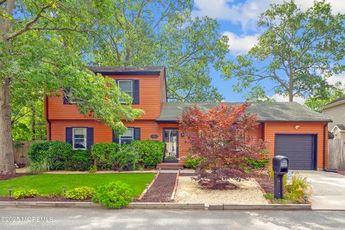 721 Cable Ave, Beachwood, NJ, 08722-3543 | Card Image