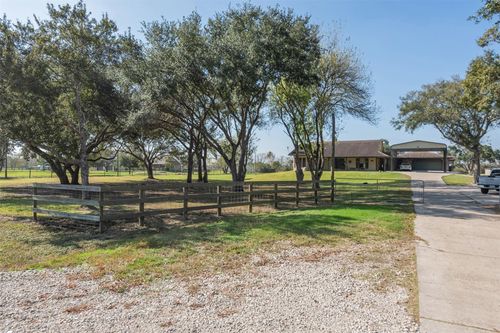 1014 Ginger St, Santa Fe, TX, 77517-3810 | Card Image