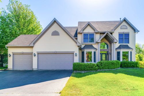 1701 Driftwood Ln, Crystal Lake, IL, 60014-2990 | Card Image
