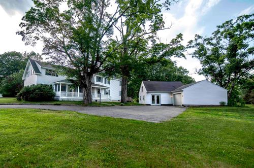 153 North Rd, Brentwood, NH, 03833-6624 | Card Image
