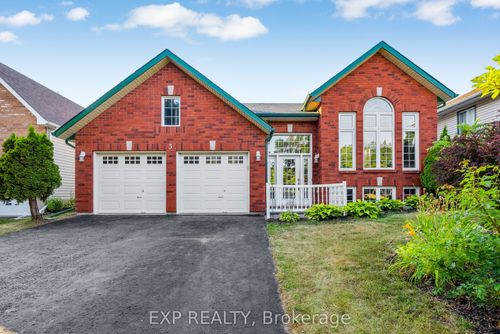 3 Bayshore Dr, Bath, ON, K0H1G0 | Card Image