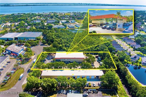 2725 Center Pl, MELBOURNE, FL, 32940-7106 | Card Image