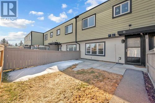 3809 45 St Sw, Calgary, AB, T3E3H4 | Card Image
