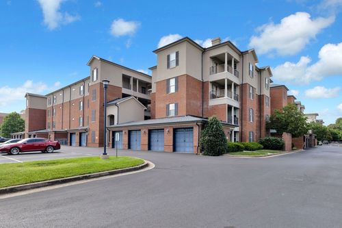 apt-102-307 Seven Springs Way, Brentwood, TN, 37027-4898 | Card Image