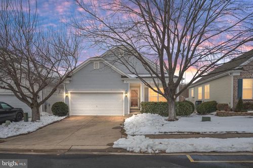 6 Buchanan Dr, FREDERICKSBURG, VA, 22406-8402 | Card Image