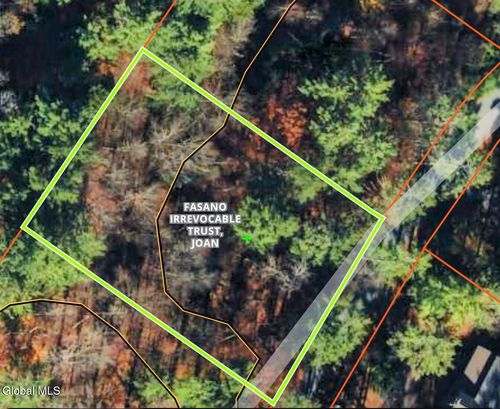 3 Chuckwagon Trl, Lake Luzerne, NY, 12846 | Card Image