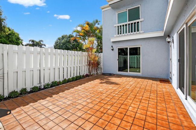 APT-19D - 1010 Ne 8 Th Ave, Condo with 2 bedrooms, 2 bathrooms and null parking in Delray Beach FL | Image 4