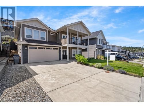 1562 Emerald Dr, Kamloops, BC, V2E0C4 | Card Image
