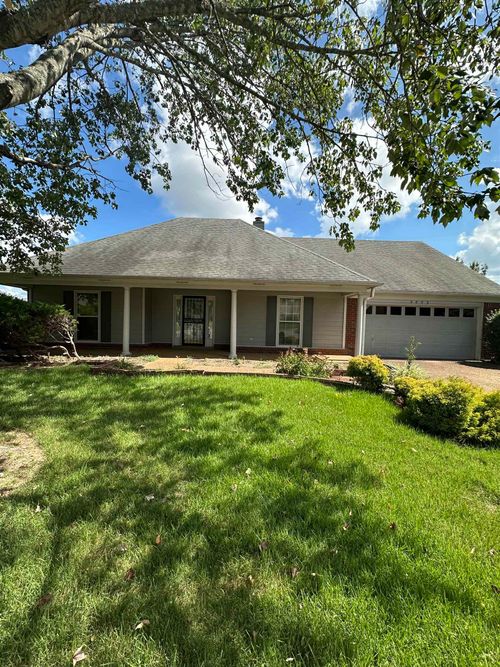 9095 Hervay Cv, Cordova, TN, 38016-3549 | Card Image