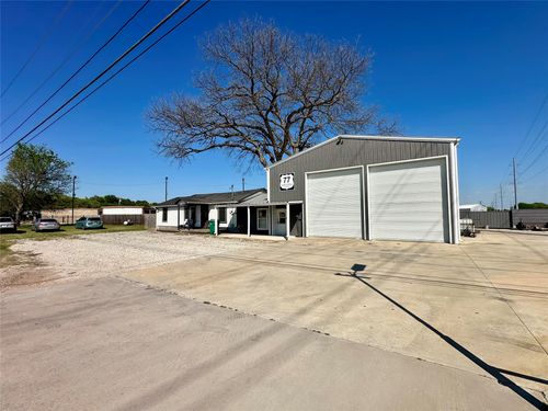 1103 N Lacy Dr, Waco, TX, 76705-1050 | Card Image