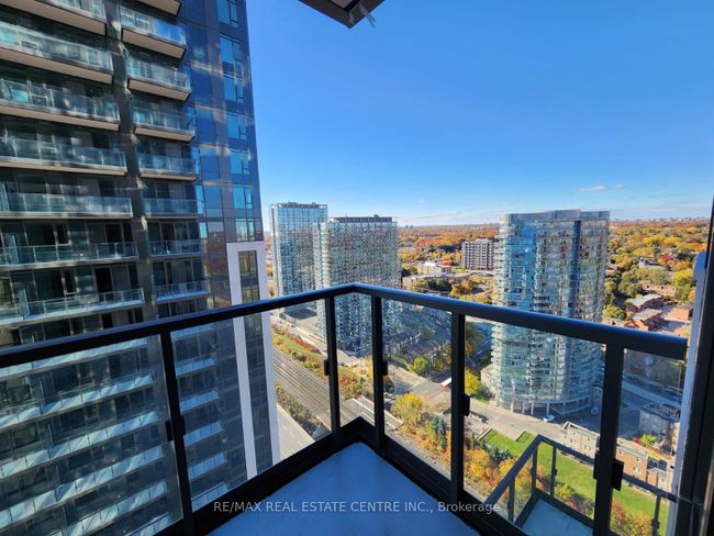 3311 - 1926 Lake Shore Blvd W, Condo with 2 bedrooms, 2 bathrooms and 1 parking in Toronto ON | Image 13