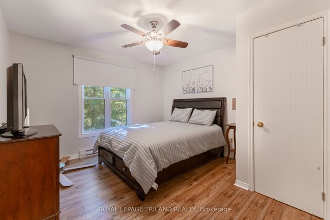 10248 Pinetree Dr, House other with 4 bedrooms, 2 bathrooms and 4 parking in Grand Bend ON | Image 14