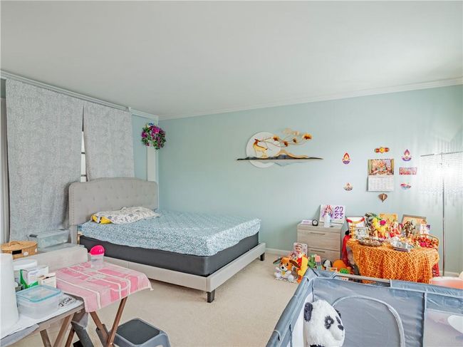 10910 Chatburn Way, House other with 5 bedrooms, 3 bathrooms and null parking in Johns Creek GA | Image 7