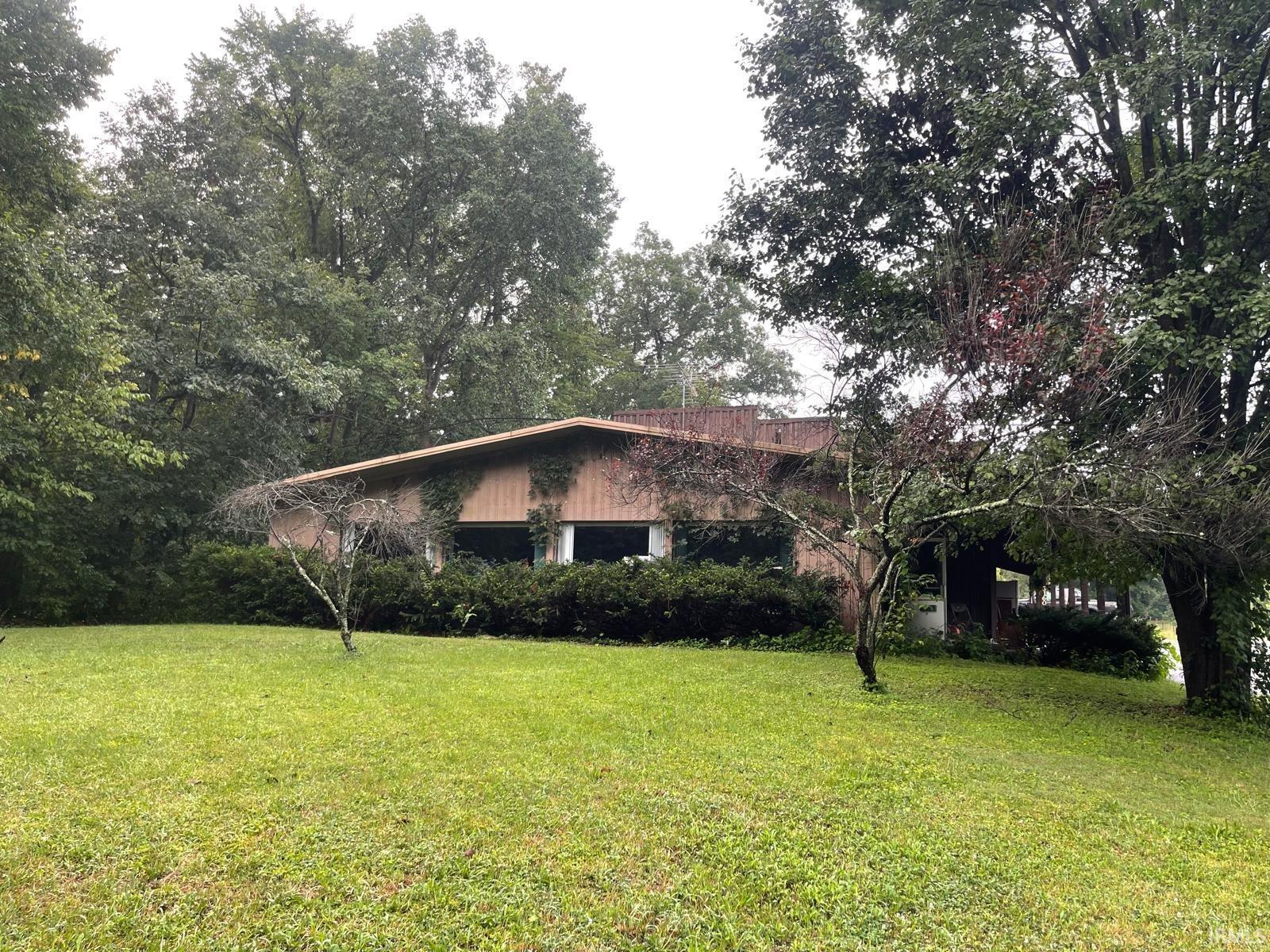3160 State Road 60 E, Mitchell, IN 47446