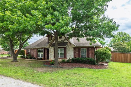604 Willard Hall St, Leonard, TX, 75452-2324 | Card Image