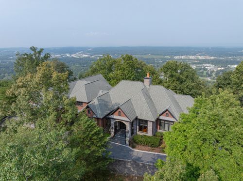 8441 Balata Dr, Ooltewah, TN, 37363-6307 | Card Image
