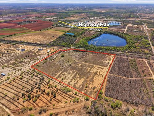 14215 Quintana Rd, Atascosa, TX, 78002-2216 | Card Image