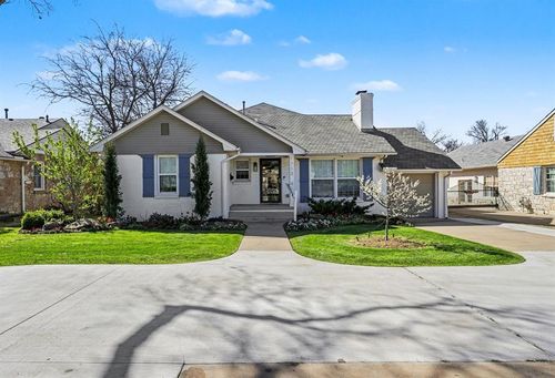 1712 Windsor Place, Nichols Hills, OK, 73116 | Card Image