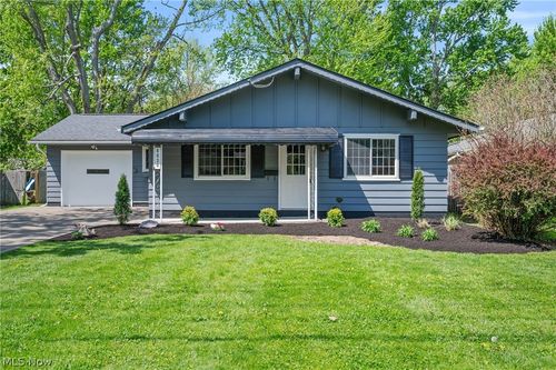 6030 Harrison St, Mentor, OH, 44060-2355 | Card Image