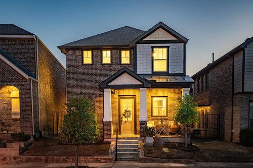 813 Forest Lake Rd, Flower Mound, TX, 75028-7020 | Card Image