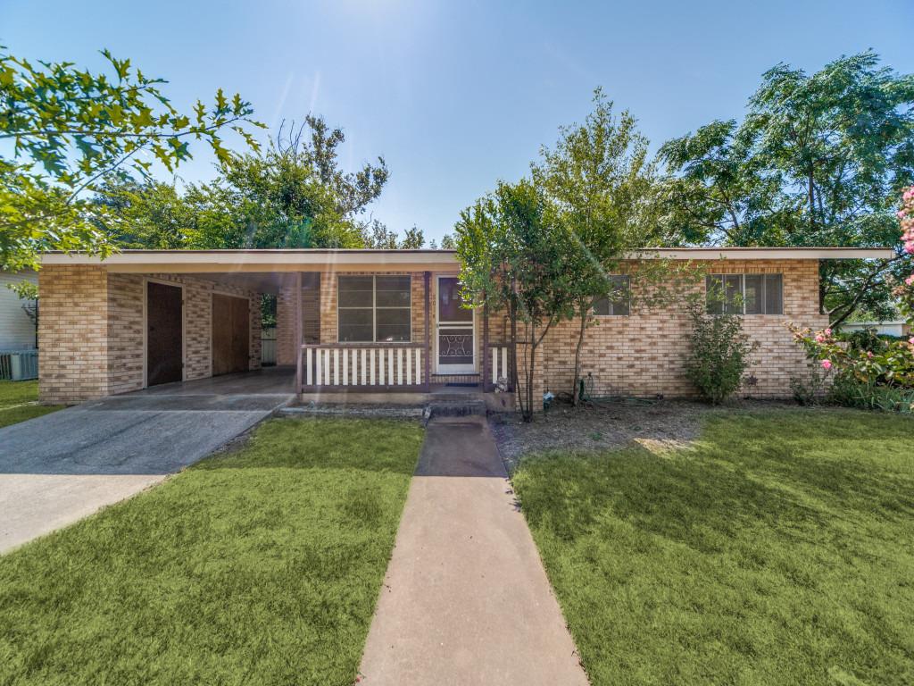 Pecan St, Fredericksburg, TX 78624