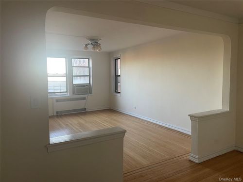 apt-3g-118 83rd Ave, Kew Gardens, NY, 11415-1336 | Card Image