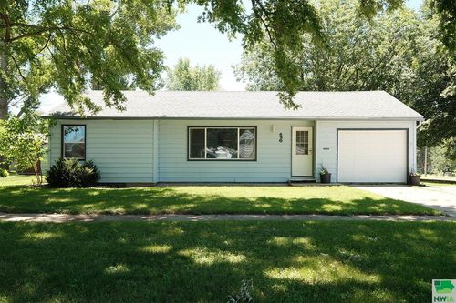 420 5th St Nw, Orange City, IA, 51041-1235 | Card Image