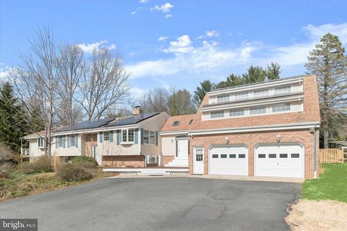 13612 Jacobs Rd, Mount Airy, MD, 21771-5856 | Card Image