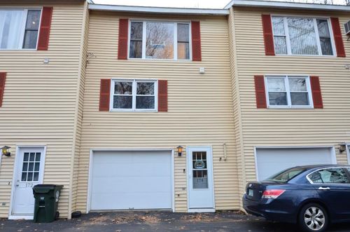 174-174 Morse Road, Manchester, NH, 03104 | Card Image