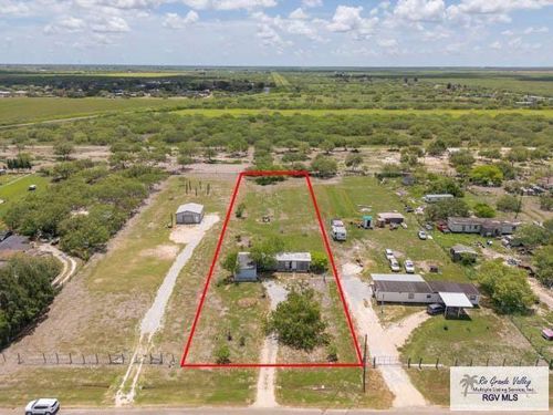 30647 Melomar Dr, San Benito, TX, 78586-2203 | Card Image