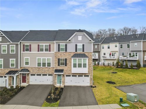 123 Curtis Ct, Pittsburgh, PA, 15237-7911 | Card Image