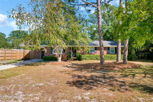 514 Long Leaf Acres Dr, Wilmington, NC, 28405-3908 | Card Image