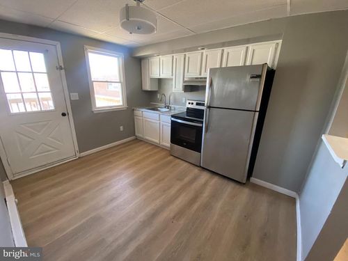 5-314 W Market St, North Scranton, PA, 18508-2785 | Card Image