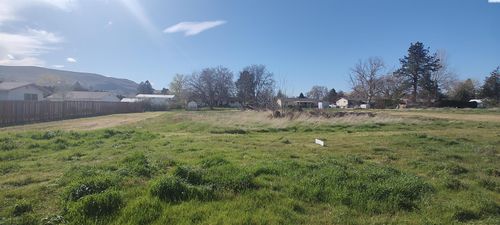 NKA 11th St, Benton City, WA, 99320 | Card Image