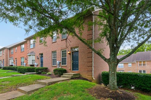 201-1156 Appian Crossing Way, Lexington, KY, 40517-1062 | Card Image